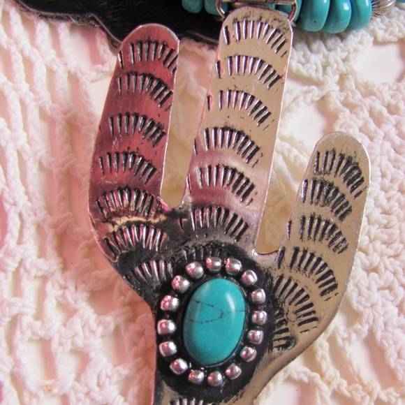 CACTUS & TURQUOISE NECKLACE BRAND NEW - Picture 2 of 6